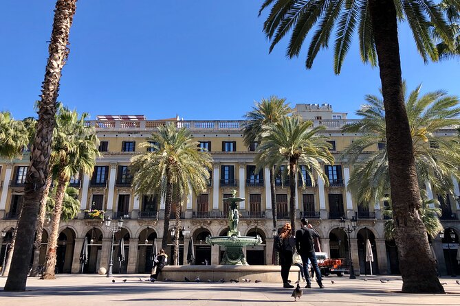 3-Hour Private Gaudi Bike Tour - Plaça Reial to Sagrada Família: the route logic that actually works