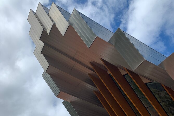 Architectural Rioja Small Group Wine Tour with Lunch from Bilbao - Laguardia Tapas Lunch in a Medieval Setting