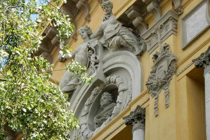 Architecture and History of Mexico City - Small Groups - Palacio de Bellas Artes: a political and artistic setting check