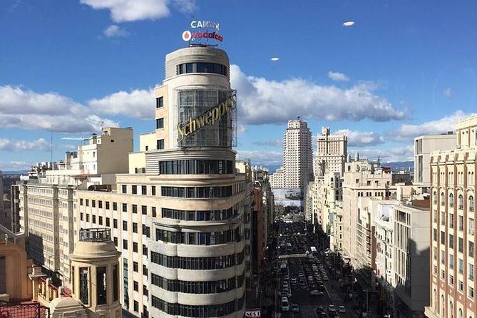 Architecture tour Gran Vía from its best rooftops 20thC - Madrid rooftop perspectives: why this tour works