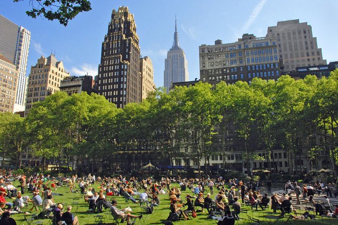 Art Deco and Architecture Midtown Landmarks Tour - Bryant Park to 500 Fifth Avenue: where the tour finds its rhythm