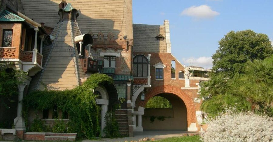 Art Nouveau Rome: Villa Torlonia & Coppedé Private Tour - Villa Torlonia and Coppedè: why this combo works in 3 hours