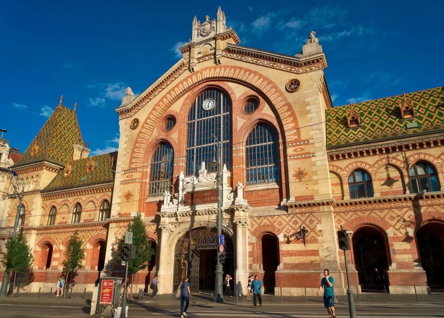 Art Nouveau Tour in Budapest: 3-Hour Private Tour - Secession (szecesszió): how to spot the style in seconds