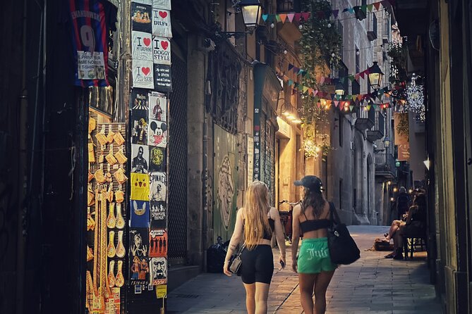 Barcelona 1.5h Private Old Town, Gothic & Ramblas Walking Tour - Las Ramblas: famous, yes, but you get the history beat