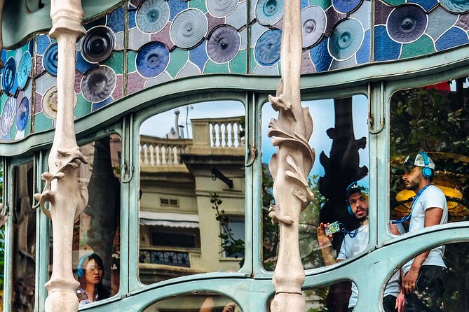 Barcelona Architecture Walking Tour With Casa Batlló Upgrade - Passeig de Gràcia’s Mansana de la Discordia: best use of your walking time
