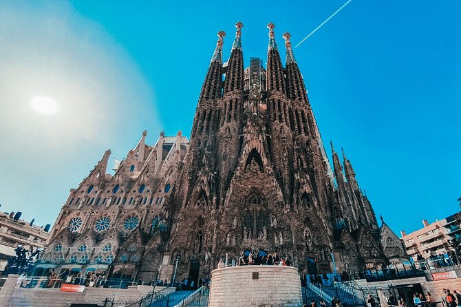 Barcelona Architecture Walking Tour With Casa Batlló Upgrade - Casa Amatller: enter the shop, then taste the story