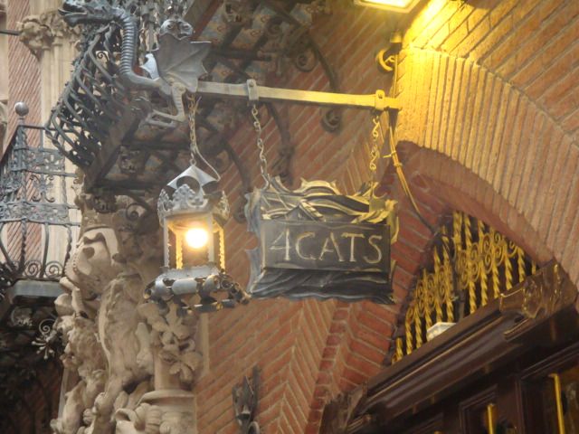 Barcelona: Art Nouveau & Gaudí Tour - Key highlights worth planning around