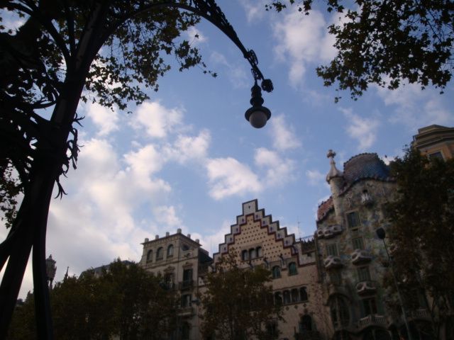 Barcelona: Art Nouveau & Gaudí Tour - Eixample’s grid is the backstory of Modernisme