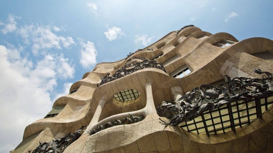 Barcelona: Evening Walking Tour in the Gaudi Area with Tapas - Who This Tour Suits Best (and Who Might Feel Off-Beat)