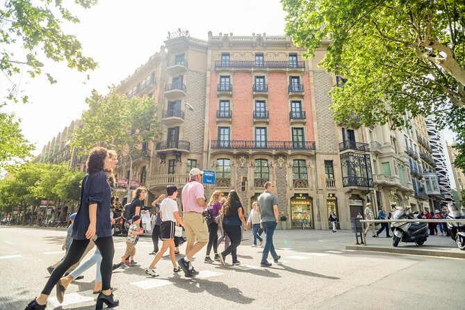 Barcelona Gaudi and Sagrada Familia Tour - Logistics That Can Make or Break Your Day