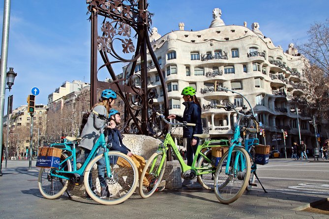 Barcelona Gaudi Guided Small Group E Bike Tour - What the ride feels like in real Barcelona traffic