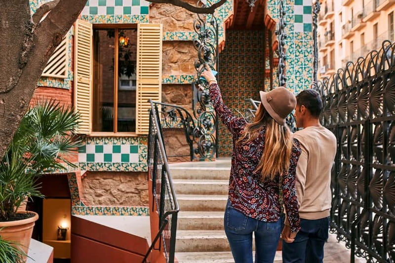 Barcelona: Gaudi's Casa Vicens Skip-the-Line Entrance Ticket - Skip-the-line entry: what you gain (and what you don’t)