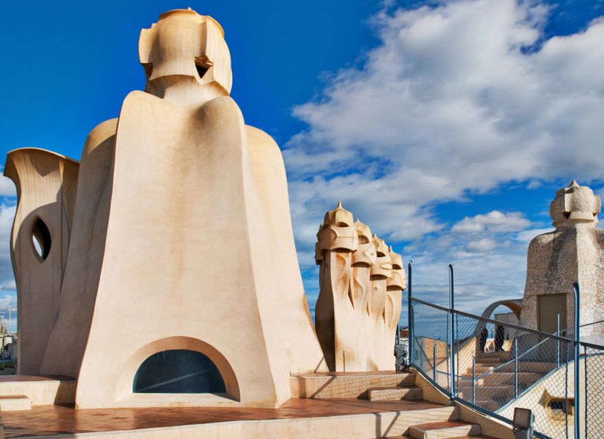 Barcelona: The Genuis of Gaudi & Modernist Architects Tour - Timing, effort, and what to expect on the ground