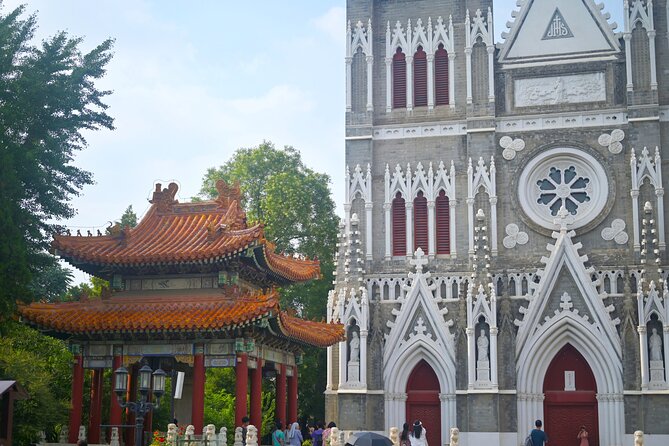 Beijing Hutong Walking Tour History, Architecture and Local Life - Stop 3: Zhengyang Shuju, the Yuan-dynasty Wansong Pagoda, and a Siheyuan photo collection