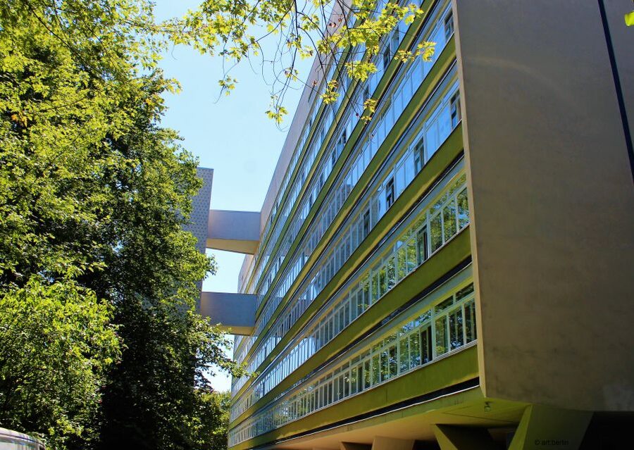 Berlin: Guided Architectural Walking Tour of Hansaviertel - Key highlights worth planning for