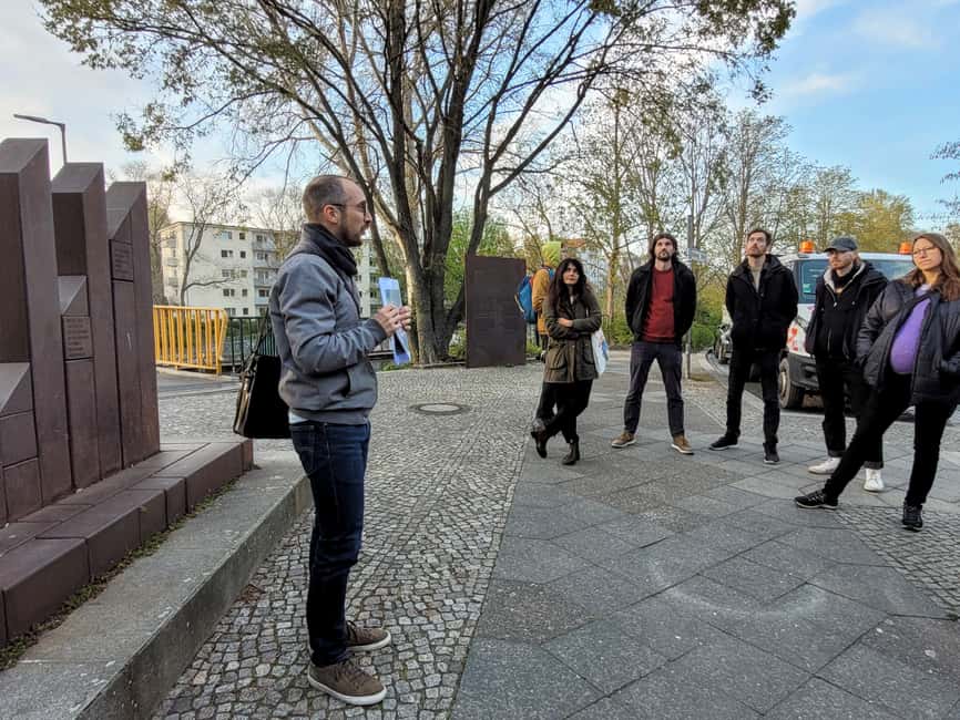 Berlin: Hansaviertel Modernist Architecture Tour - A Quiet Stop for Jewish Life That Nazis Tried to Erase