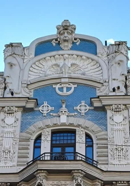 Big Riga: Old Town & Art Nouveau quarter - Art Nouveau quarter with Nelli Saraceno: symbols you can actually find