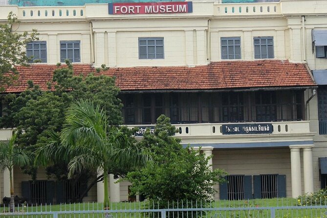 British Architecture Walk in Chennai by Wonder tours - Stop 1: Ripon Building and the idea of local self-government