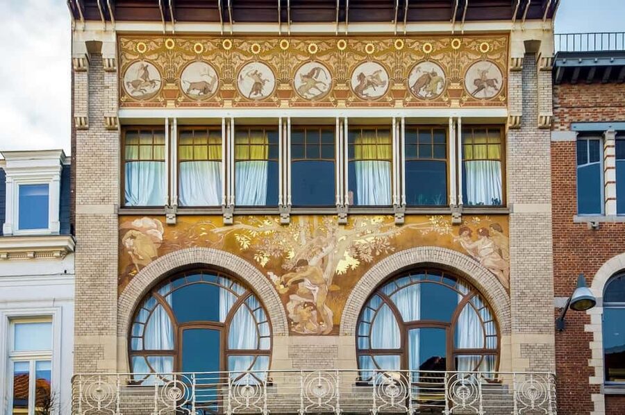 Brussels: Art Nouveau Private Walking Tour with Horta Museum - Roosenboom, Otlet, and Ciamberlani: symbolic details you can’t unsee