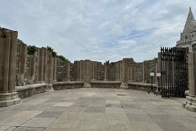 Buda Castle Tour: History and Architecture - Church of Saint Mary Magdalene: surviving memory after demolition