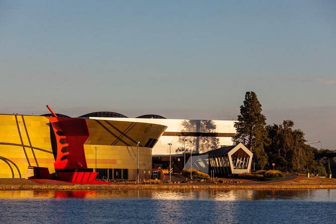 Building + Architecture Tour | 10am Daily - Key things to know before you go