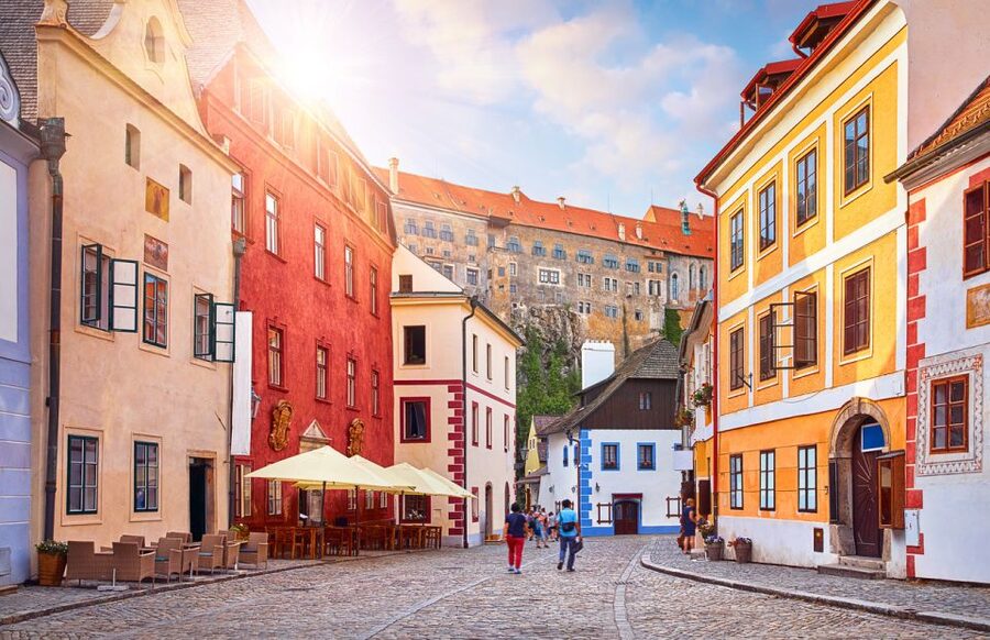 Český Krumlov: Half-Day Medieval Architecture Walking Tour - How a half-day private route makes medieval Krumlov click