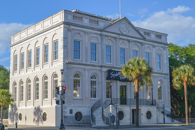 Charleston Architectural Walking Tour - Stop 5: Battery & White Point Gardens seawall views and mansion fronts