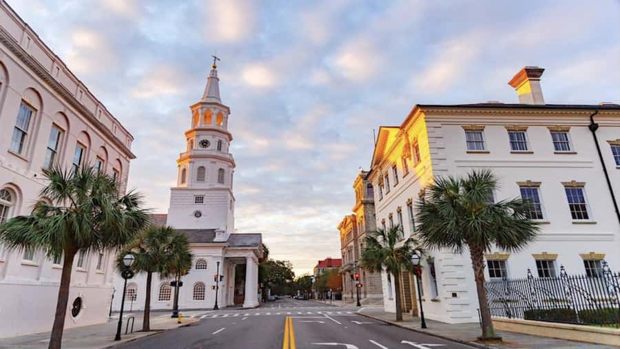 Charleston: History and Architecture Guided Walking Tour - Rainbow Row, City Market, and St Philip’s Church: The Big Downtown Anchors