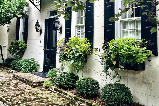 Charleston History, Homes, and Architecture Guided Walking Tour - Old Exchange & Provost Dungeon: Pirates, Patriots, and Presidents