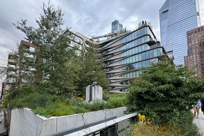 Chelsea and the High Line NYC Architecture Walking Tour - Stop-by-stop: High Line to Hudson Yards in about two hours