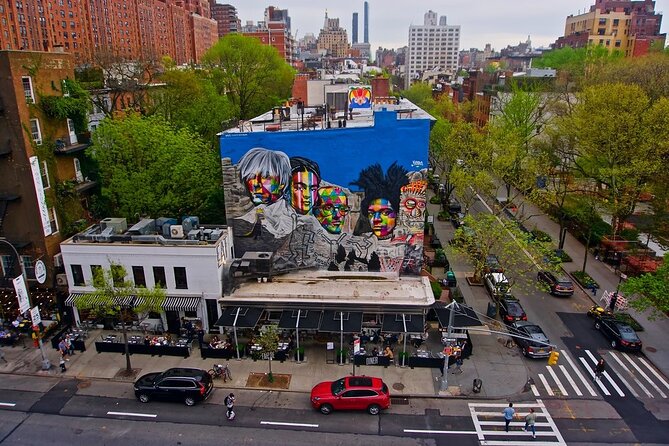 Chelsea Galleries and High Line; Art, Architecture and History - A 2-hour mix of art, architecture, and rail-park history