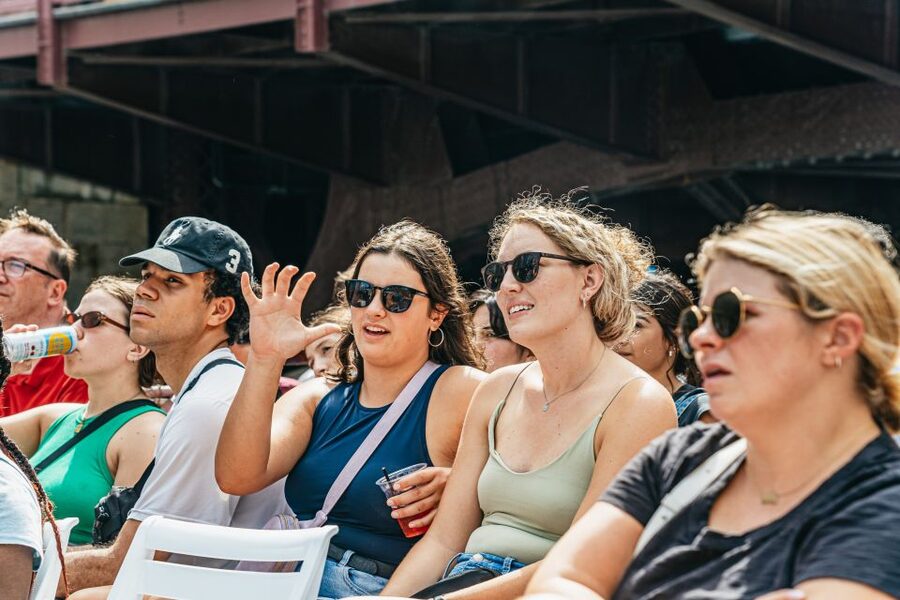 Chicago: 1.5-Hour Lake and River Architecture Cruise - Grant Park and the museum-and-stadium shoreline