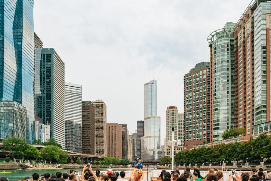 Chicago: Architecture River Cruise Skip-the-Ticket Line - Practical Tips: Clothing, Camera, and Where to Stand