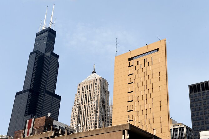 Chicago City Tour: Elevated Architecture Tour with Train Ticket Included - Why the Chicago L train feels like the best kind of tour