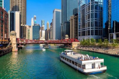 Chicago: Guided Tour with Architecture River Cruise - Adler Planetarium Pier and the Skyline View You Want First