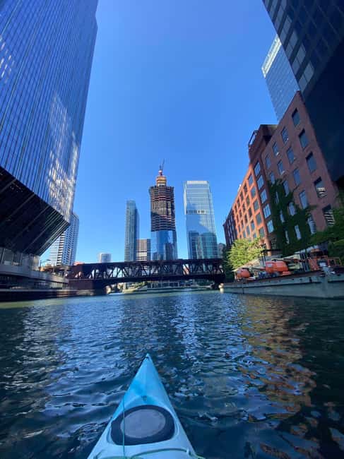 Chicago: History and Architecture Guided Kayak Tour - Chicago River History From the Water: What the Guide Helps You See