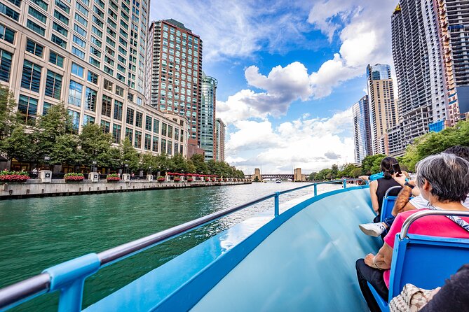 Chicago Premium Driving Tour with River Boat Cruise and Sky Deck - Pickup, drop-off, and the one thing you must double-check