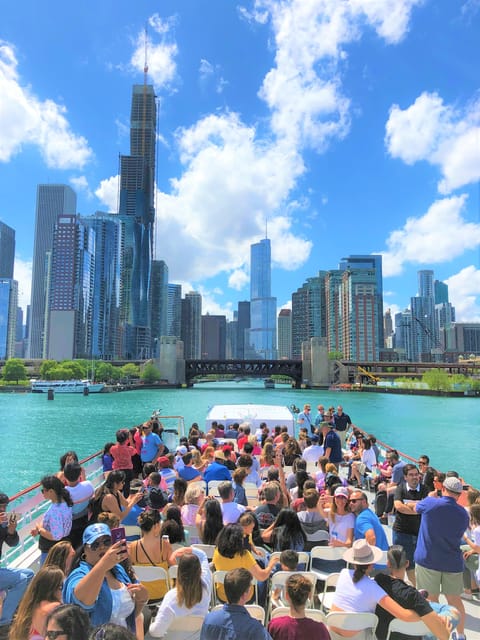 Chicago River: 90-Min Architecture Boat Tour - What You See From the Water: The River Route and Landmark Flow