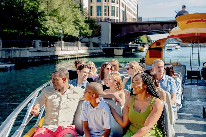 Chicago Seadog River & Lake Architectural Tour - Lake Michigan speedboat run: skyline views plus Museum Campus and Grant Park