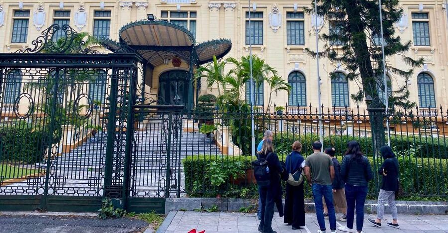 Coffee, History, and Architecture of the French Quarter - Vietnamese coffee in a secret French villa: The best way to start