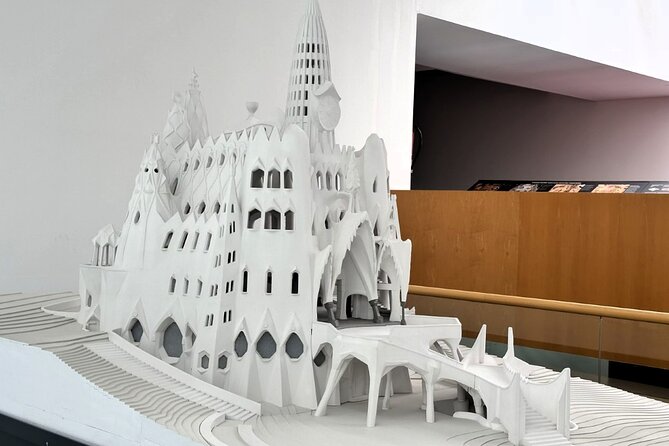 Colonia Guell & Gaudi's Crypt Admission Ticket with Audioguide - Gaudí’s Crypt: the architecture experiment in stone