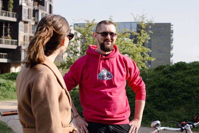 Copenhagen Architecture and Sustainability Tour with local Guide - DR Koncerthuset: architecture that still matters after dark