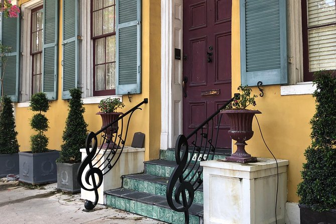 Creole Architecture of the Marigny Tour - Stop 2: Esplanade Avenue and the Mansion Ridge