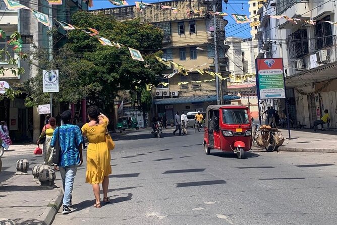 Dar es Salaam History and Architectural Tours - Kariakoo Market: where the city’s commerce stretches for blocks