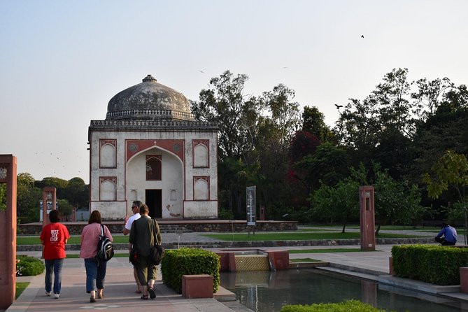 Delhi Hidden Gems: Mehrauli, Lodhi Art & Sunder Nursery - The guides make the day: Aakash, Neha, Nehs, and KV