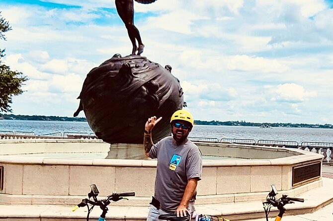 Electric Bike Art and Architecture Guided Tour in Jacksonville - The guide’s role: stories, pacing, and when you need to catch up