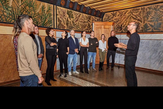 Gaudi´s Casa Vicens Guided Tour - Guides by name: how I’d choose a guide-focused day