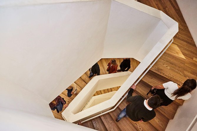 Gaudi´s Casa Vicens Skip the Line Ticket with Audioguide - Accessibility and practical comfort (what you should expect)
