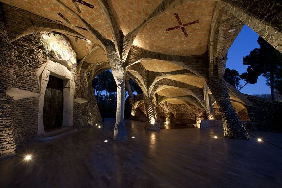 Gaudi's Crypt in Colonia Güell with Audioguide - Should you book Gaudí’s Crypt in Colònia Güell with an audioguide?