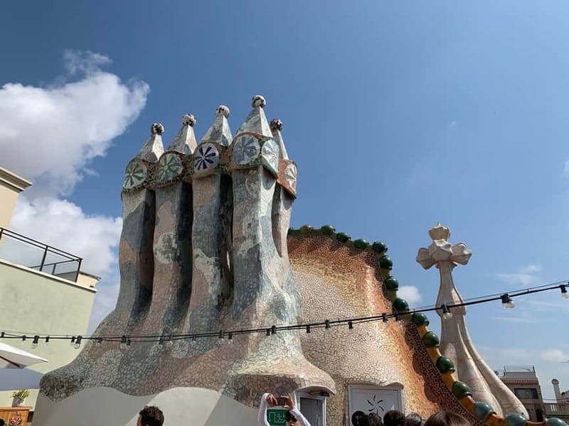 Gaudi's legacy. Exclusive tour to Park Güell and Casa Batlló - Should you book this Gaudí tour?